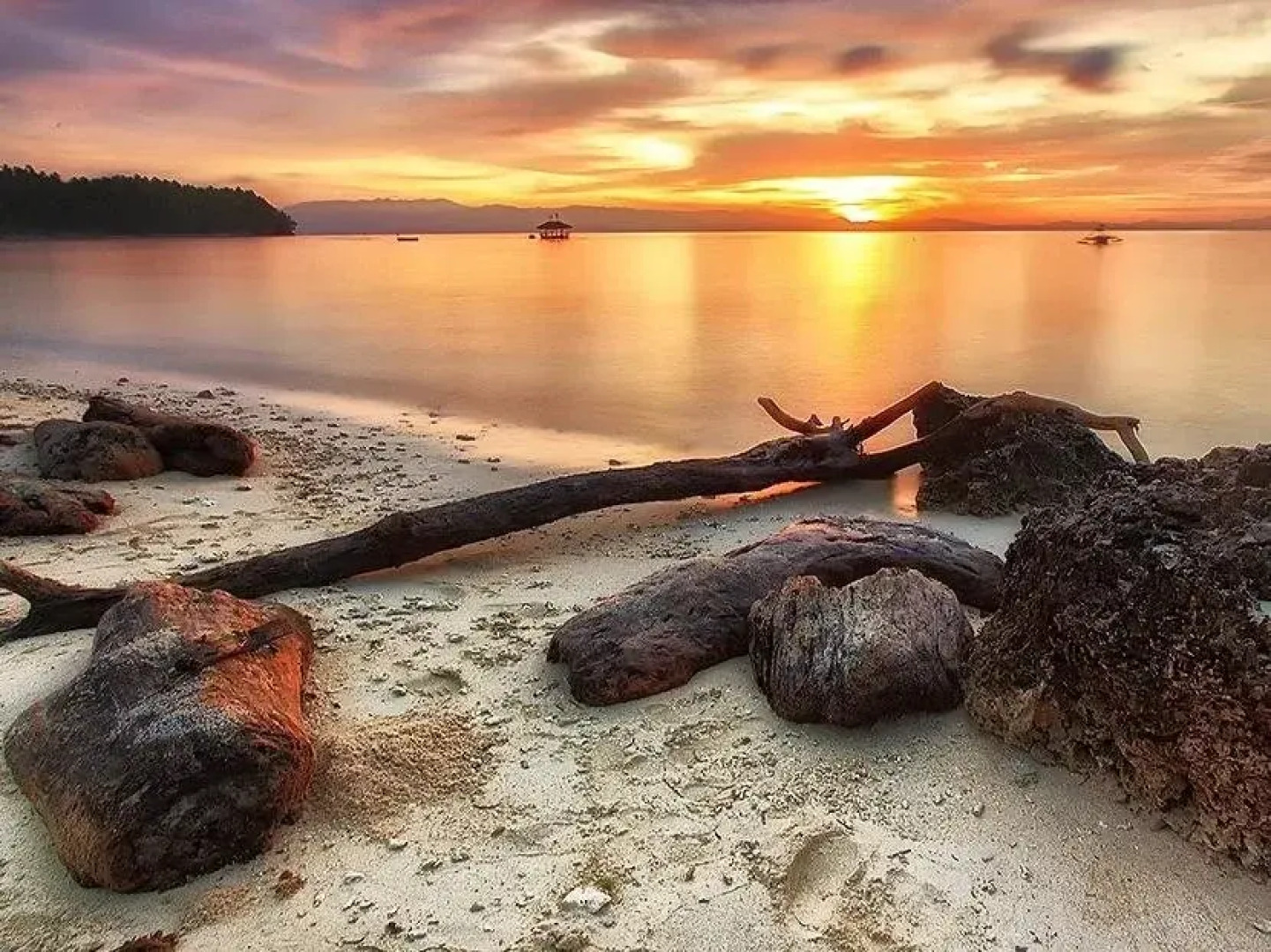 Island Garden Resort in Pangubatan