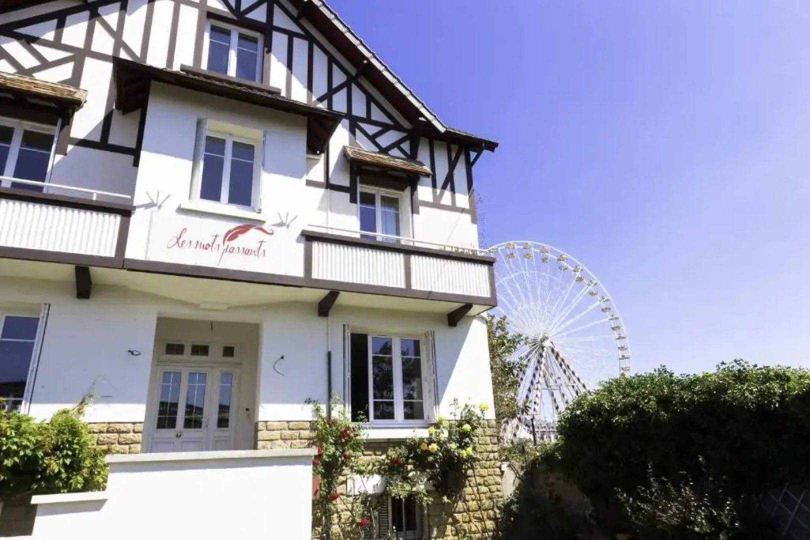 Villa les Mots Passants