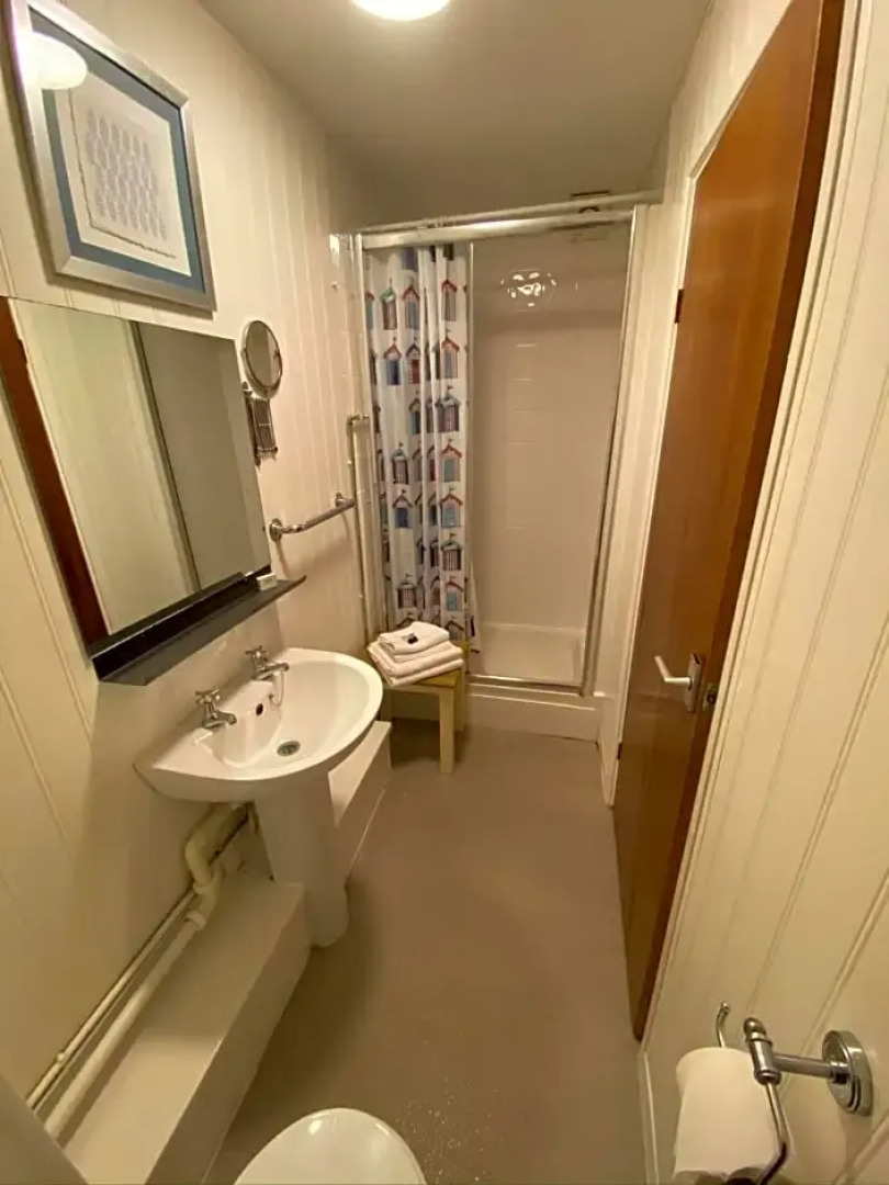 Sids restaurant and bar with rooms