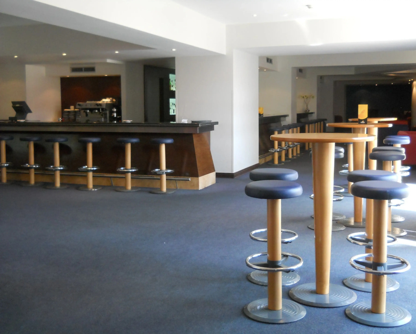 Yellow Praia Monte Gordo