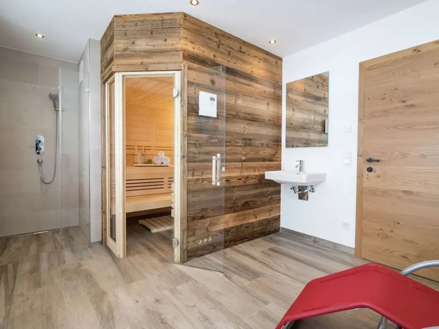 Superbly Located Premium Chalet With Sauna