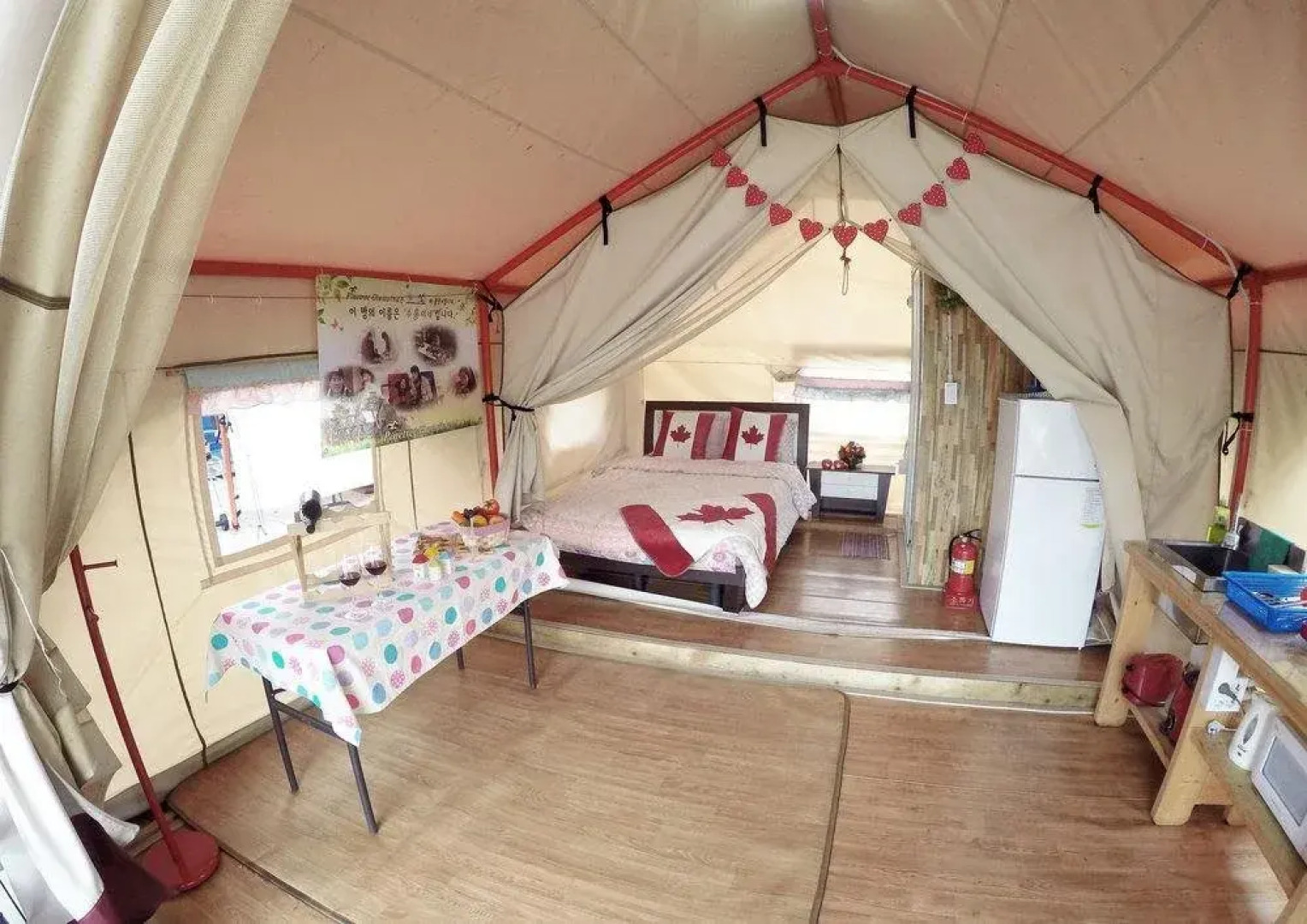 Pocheon Pine Tree Glamping Poolvilla