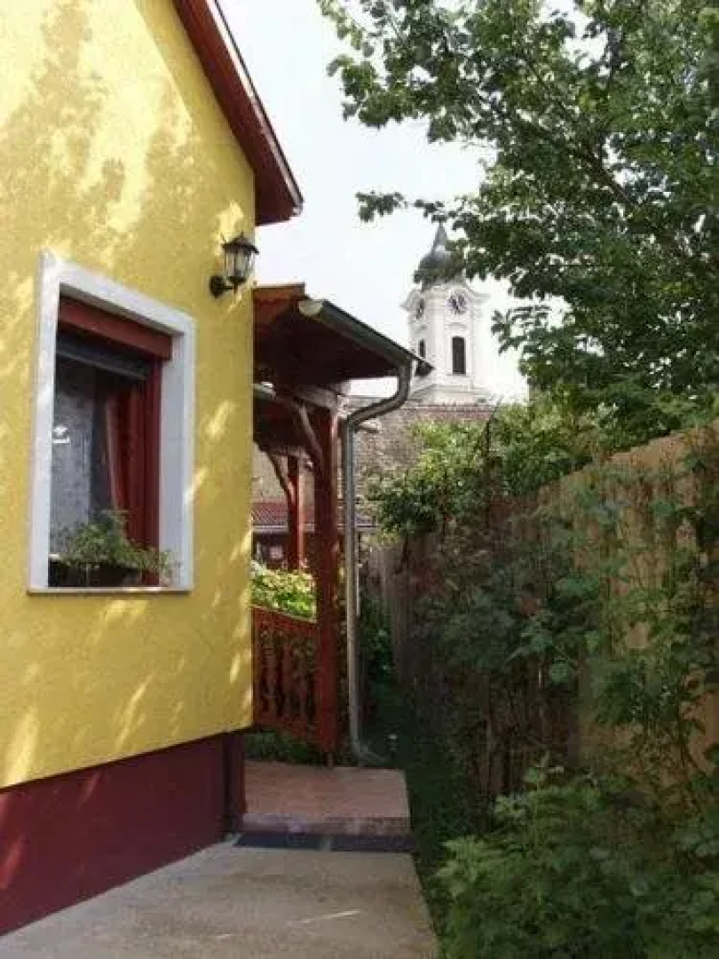 Zch Klra Utcai Apartman