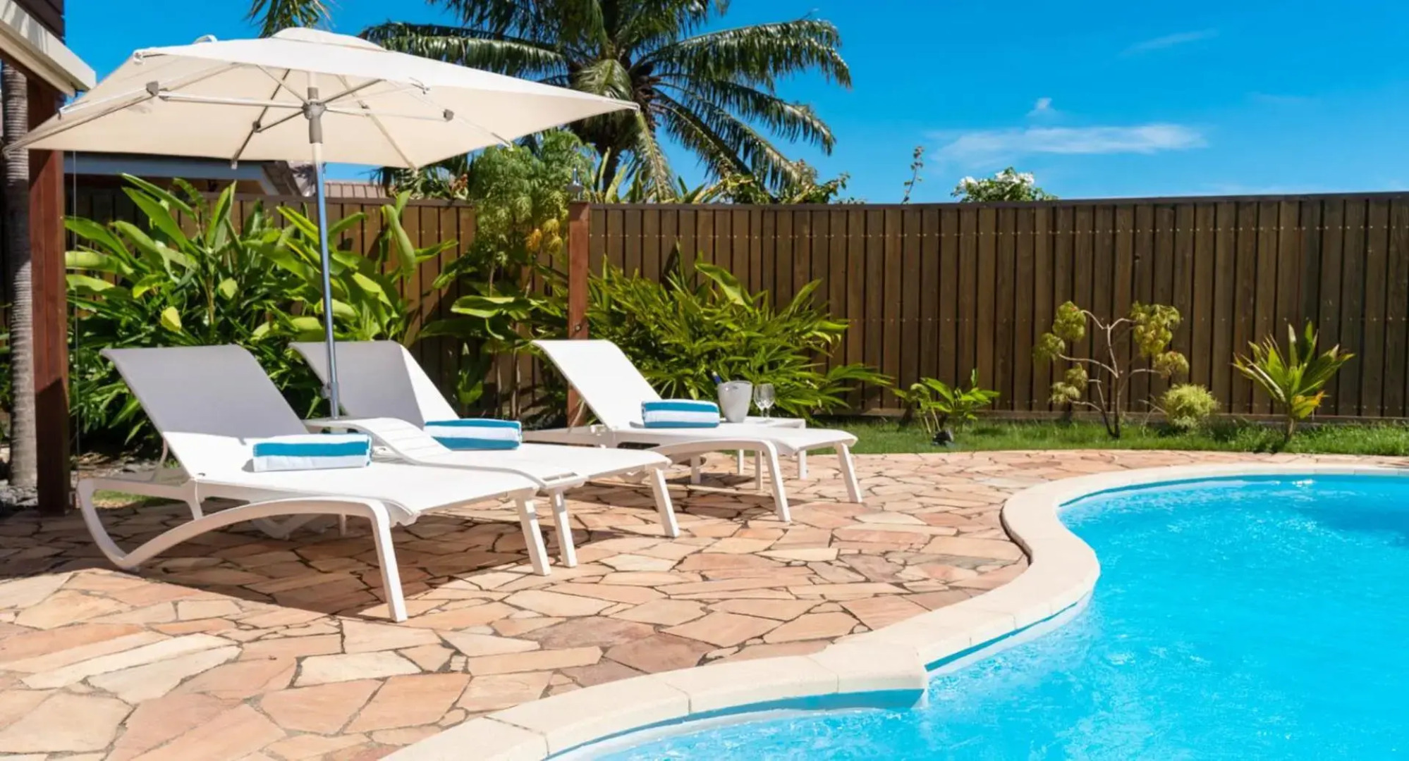 Magnificent 5 Br Villa with pool: amazing views