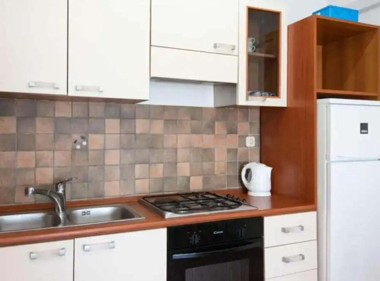 Spacious and Cozy Seafront Apartments