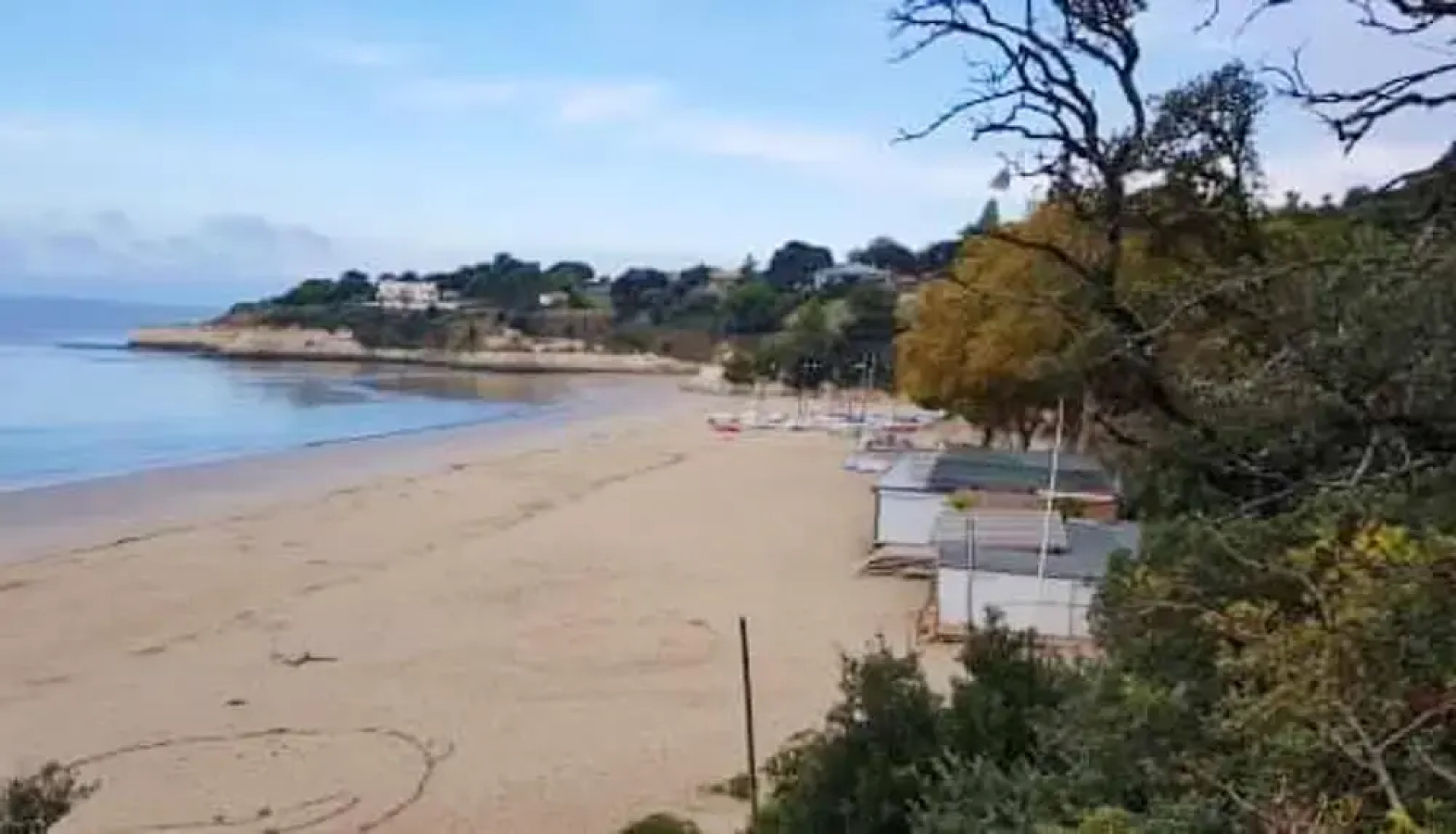 Bungalow With 2 Bedrooms in Meschers-sur-gironde, With Pool Access, Furnished Terrace and Wifi