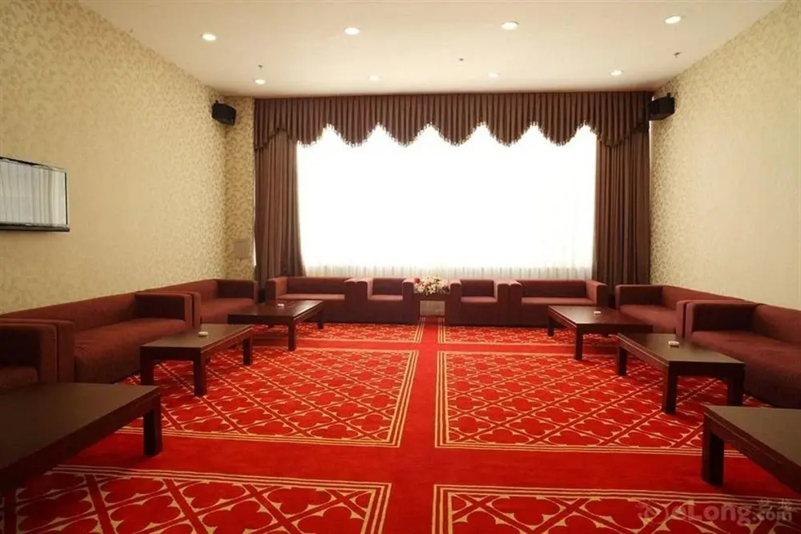 Changbaishan Gem Hotel