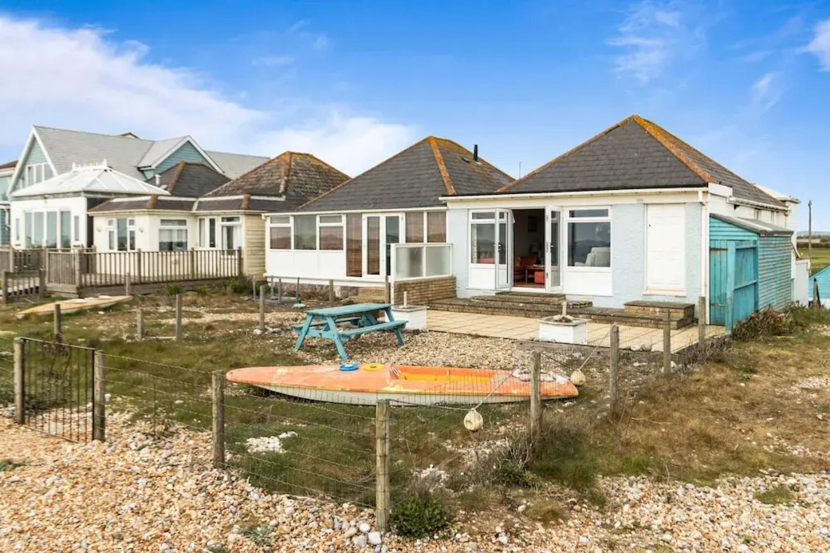 The Coastal Crab - Family-friendly Three-bed Beach House in Pevensey