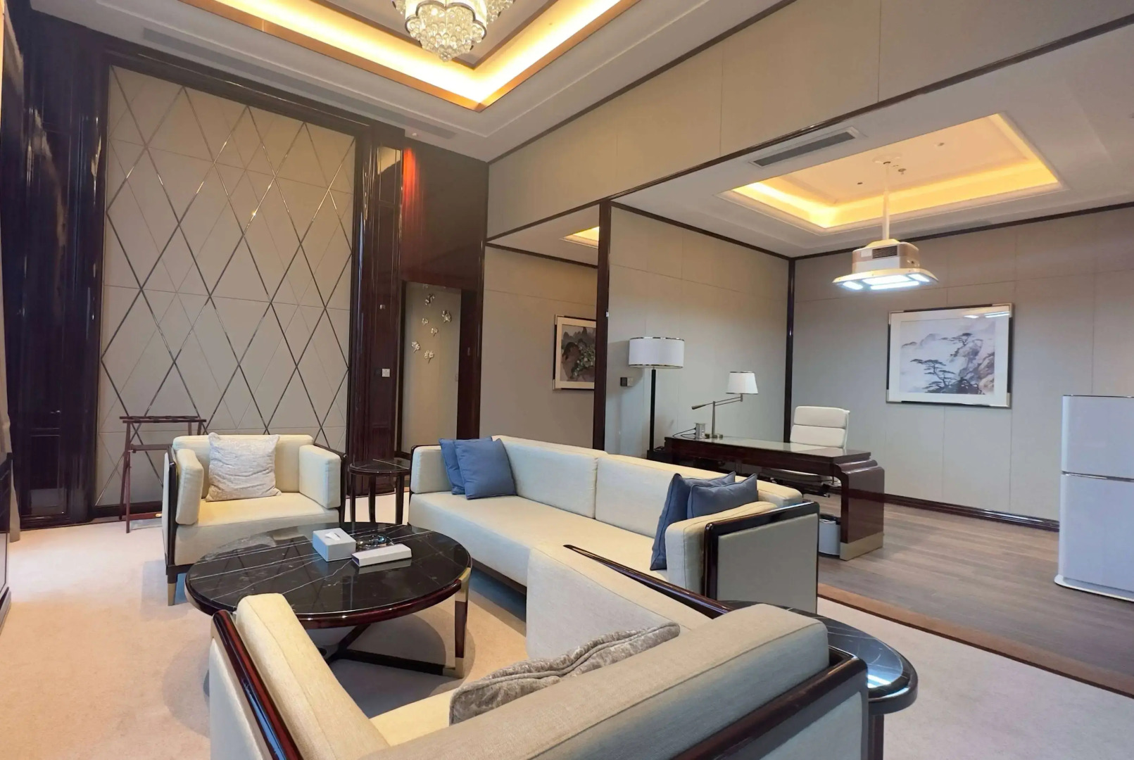 Wyndham Grand Tongren Downtown Hotel