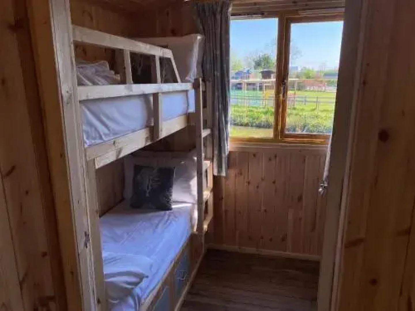 Fairwood Lakes Holiday Park