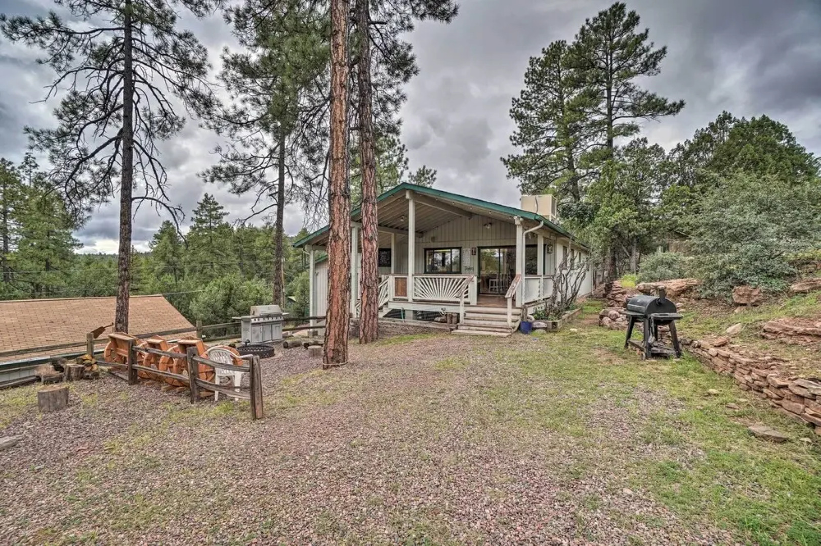 Cozy Pine Retreat w/ Private Hot Tub & Views
