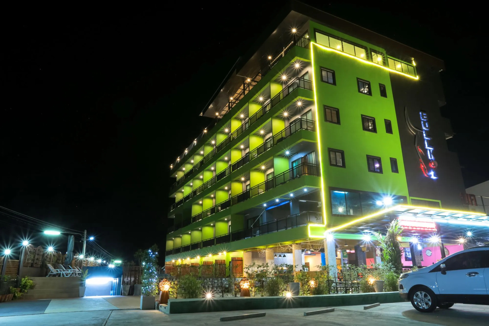 Bullkool Hua Hin Pool Villa