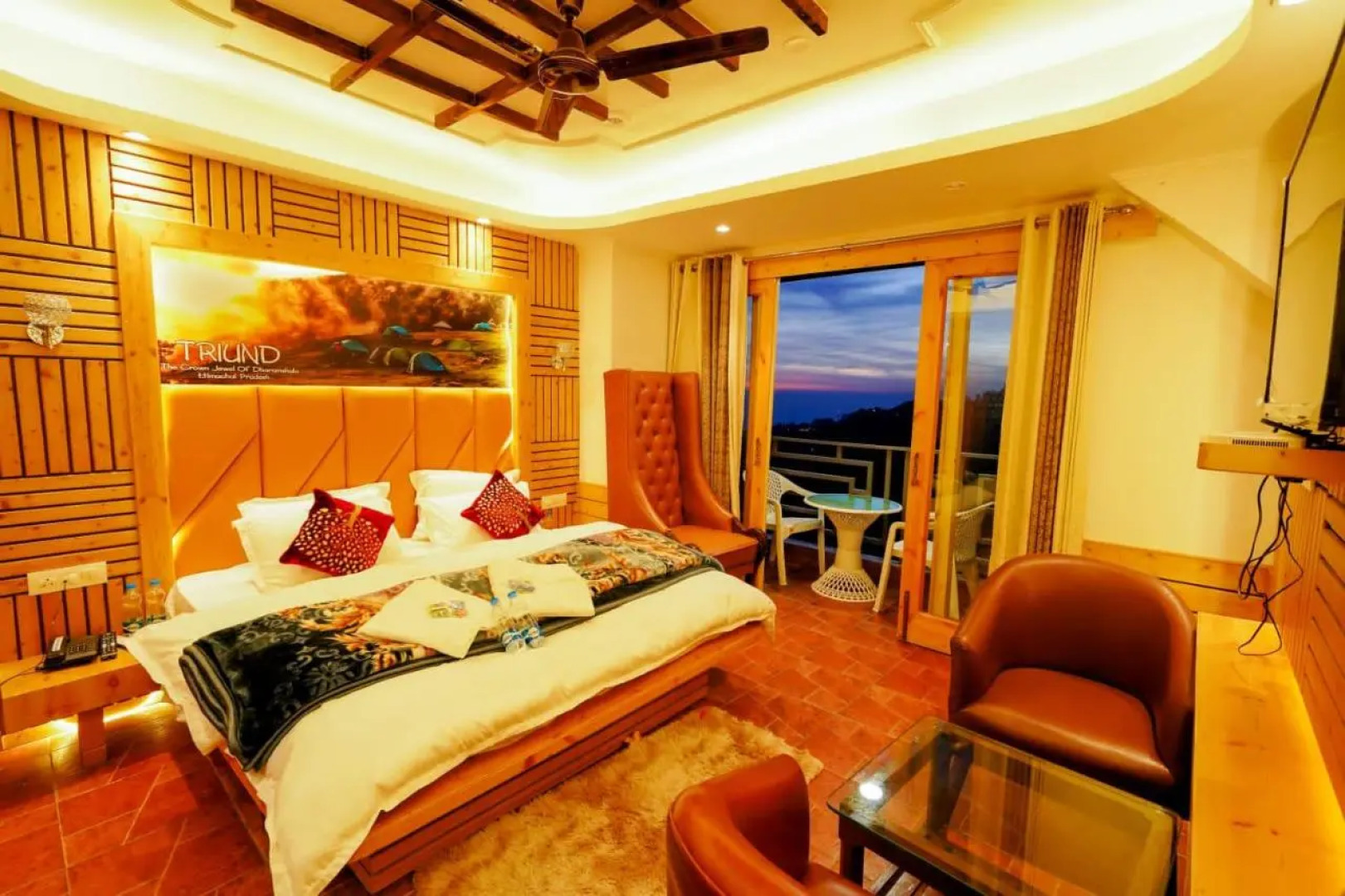 Lord Krishna Boutique Stay