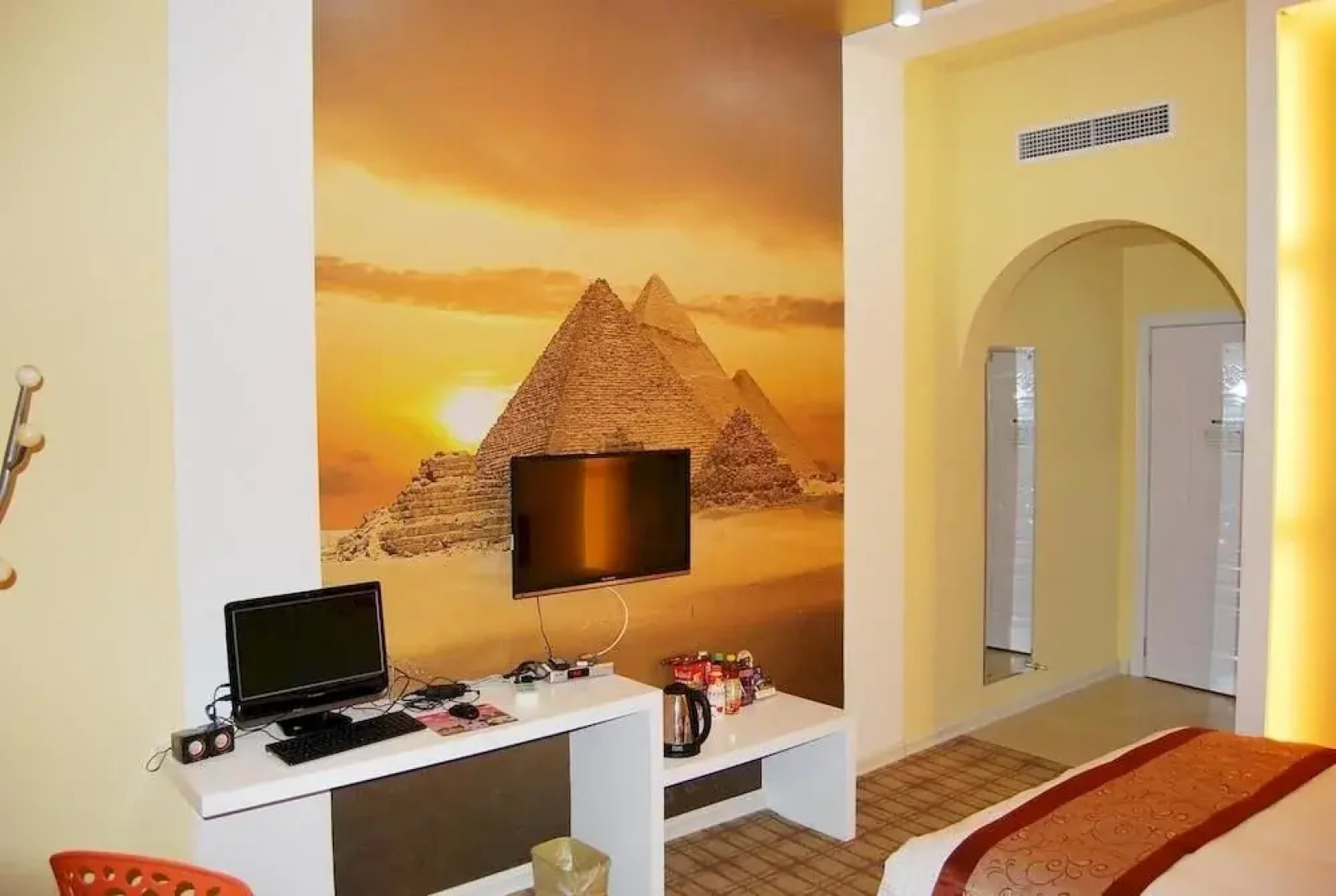 Nanyang Water Vision Fashion Hotel