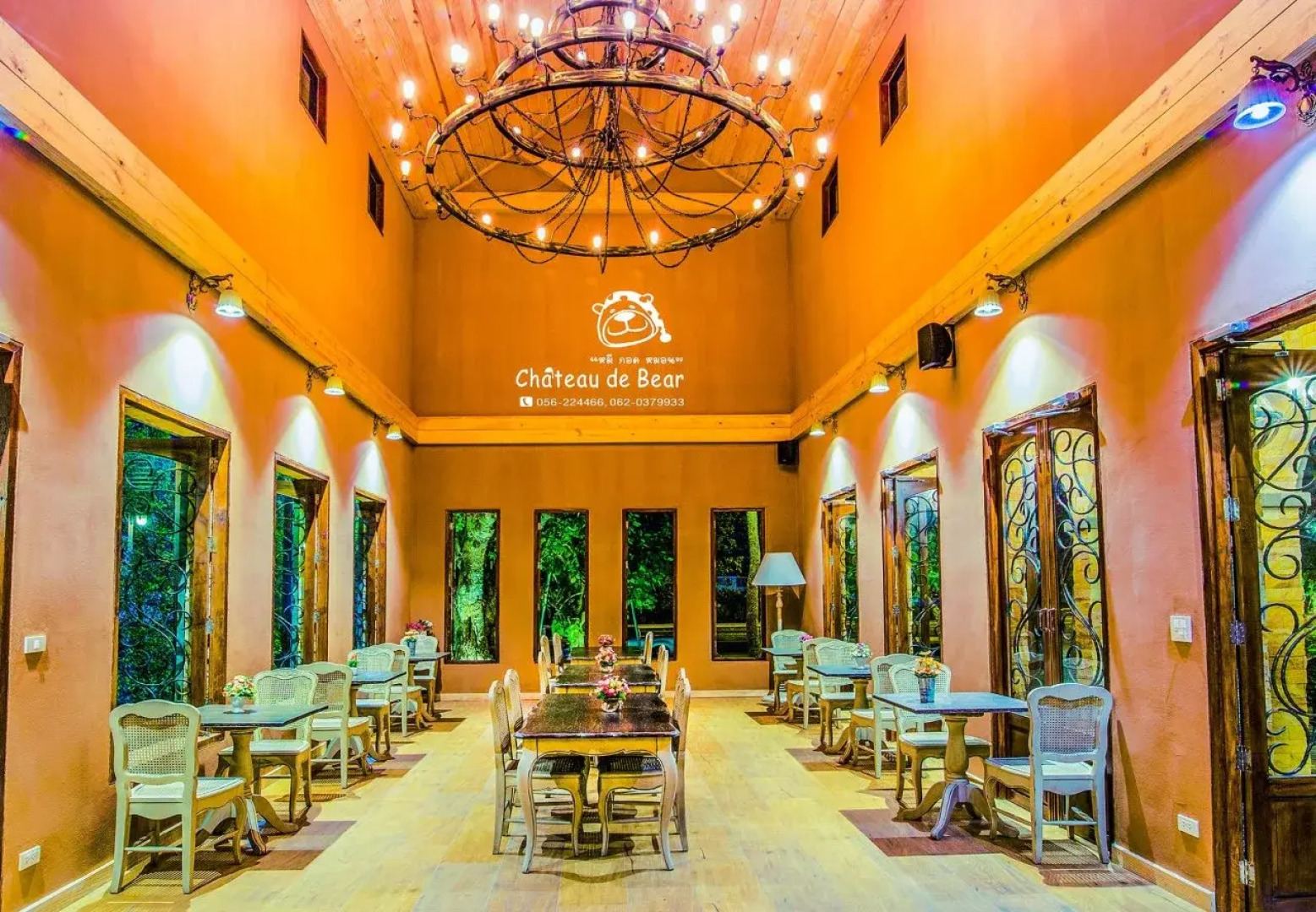 Chateau de Bear Hotel