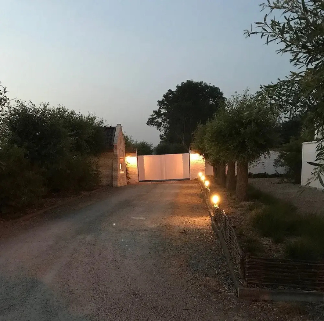 Love Hotel Domaine 10