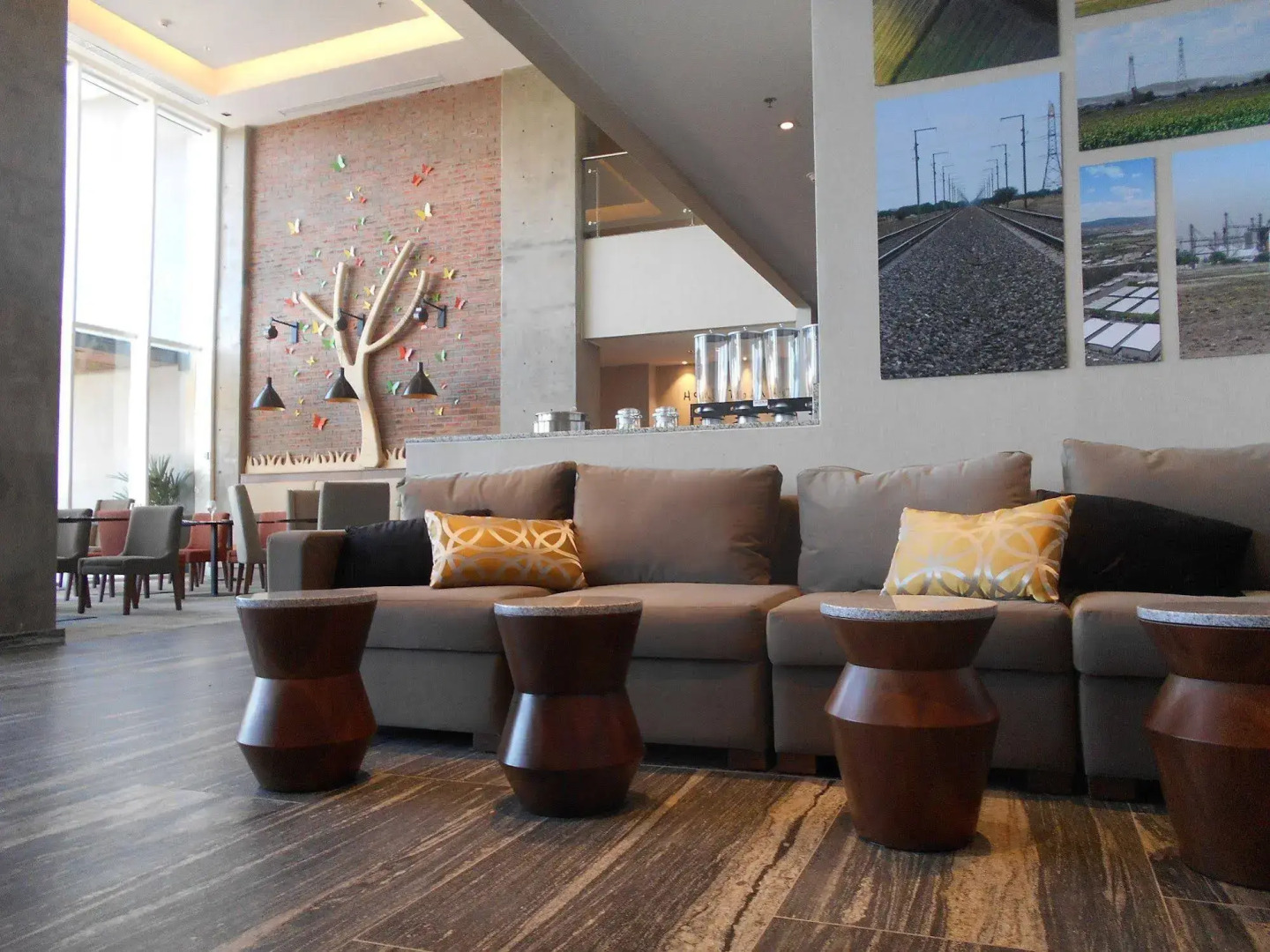 Fiesta Inn Suites Aeropuerto del Bajío