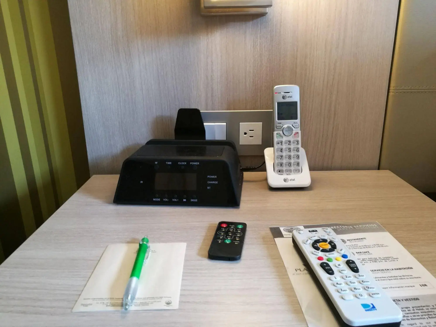Hotel Plaza Suites