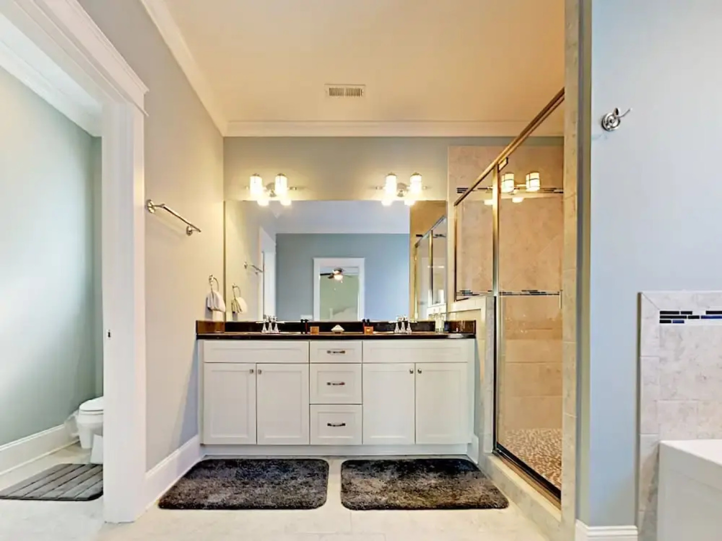 1418 Searay Home 4 Bedrooms 3 Bathrooms Home