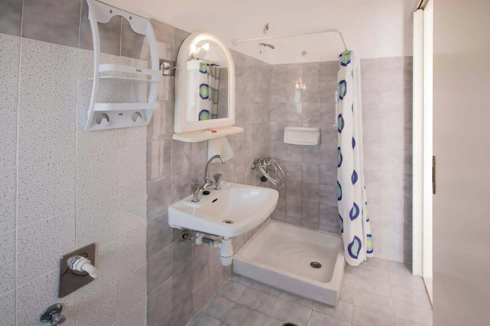 Helios Studios & Apts