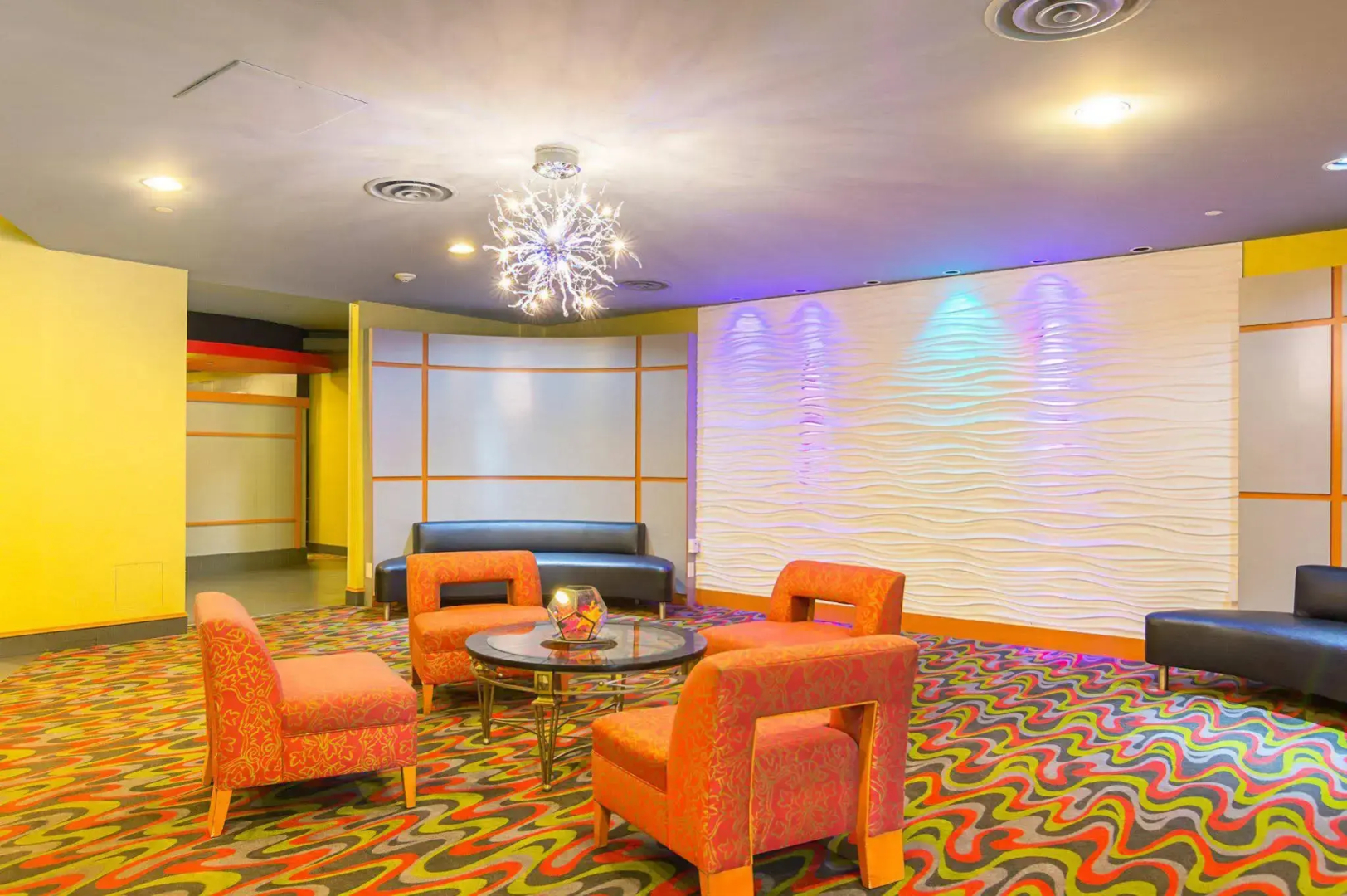 Comfort Suites At Virginia Center Commons