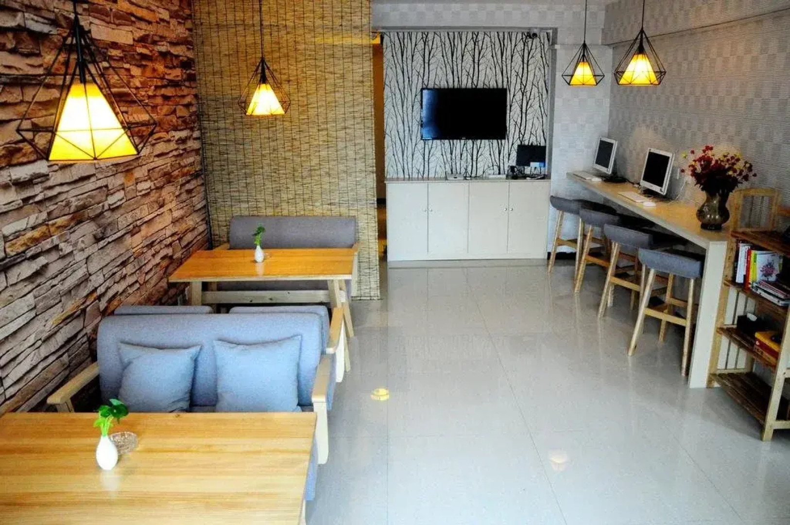 Simple Capsule Hotel Taiyuan Railway Station