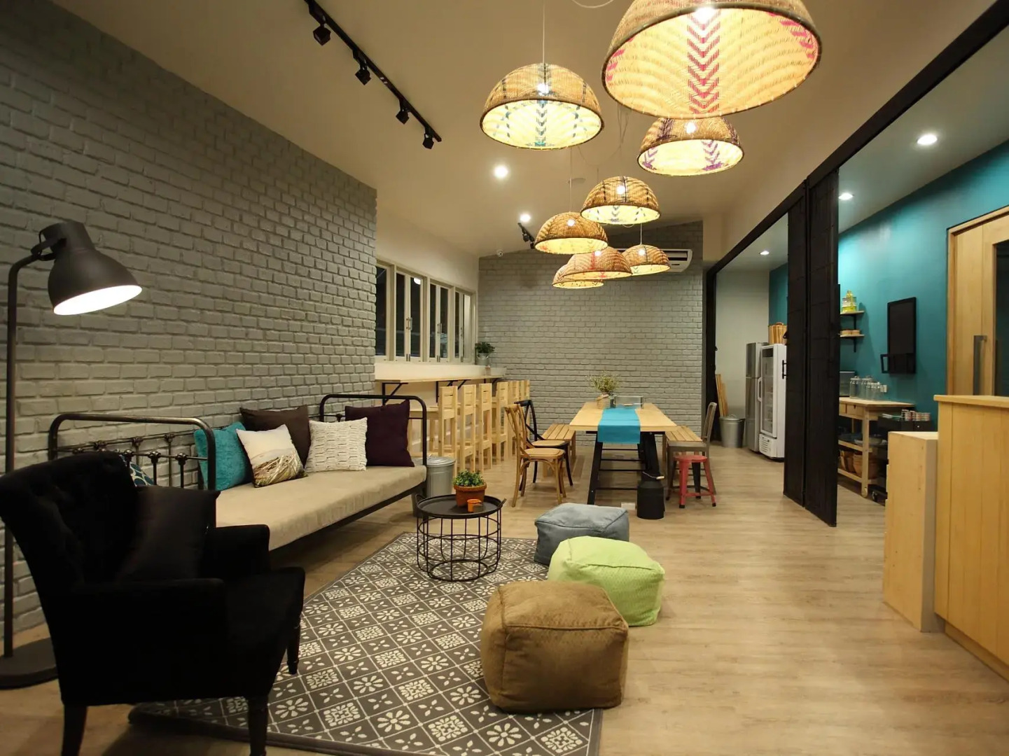 Lupta Hostel Patong Hideaway