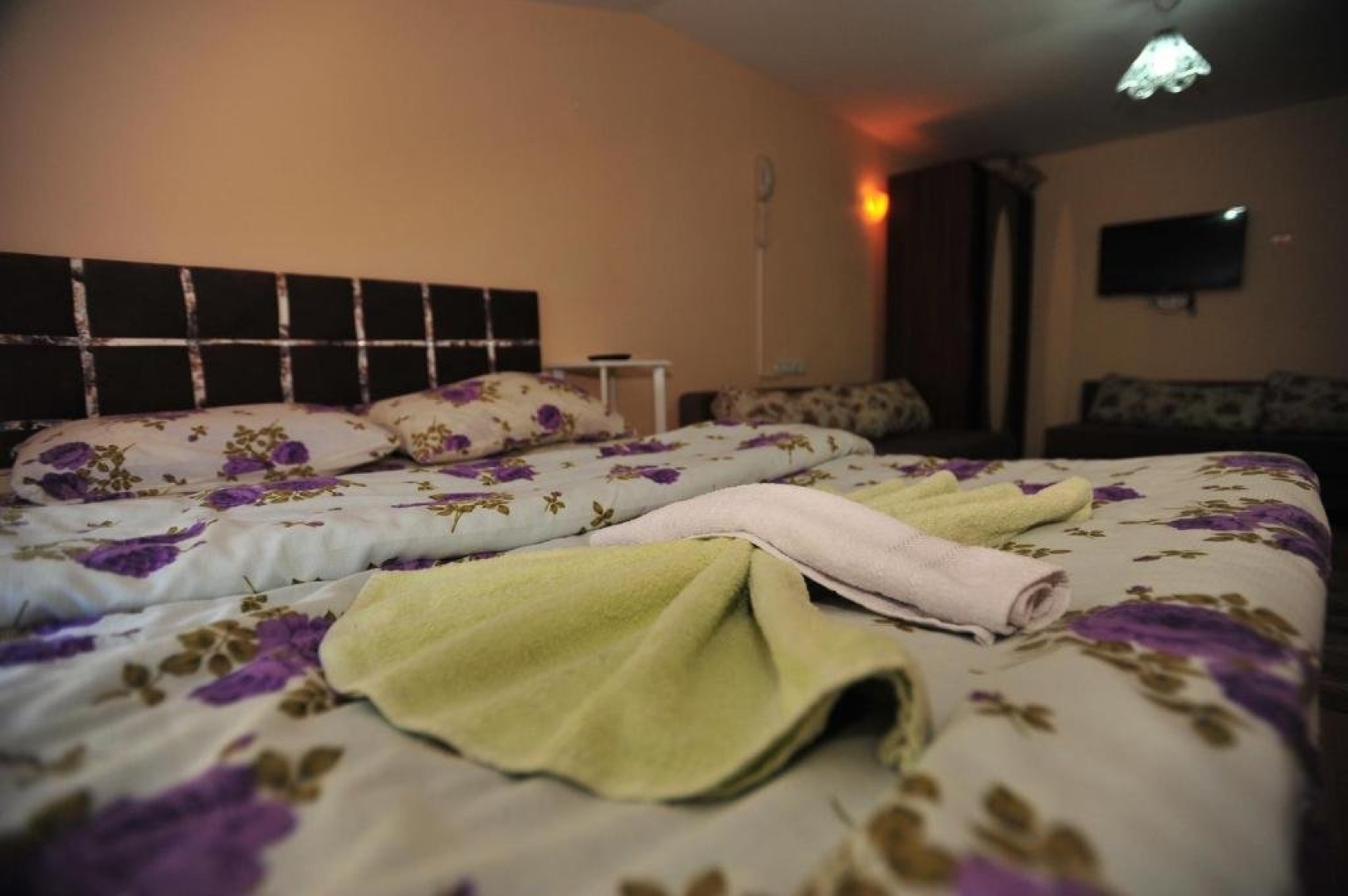 Cam Hotel & Restaurant 2