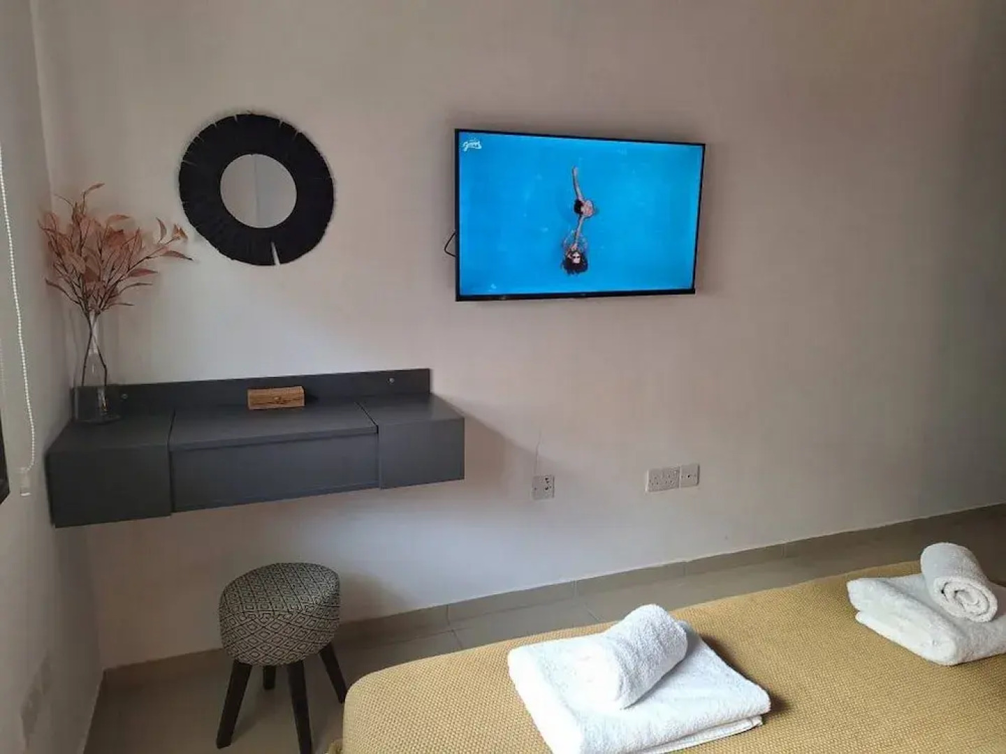 Paramount Gardens Resorts D204