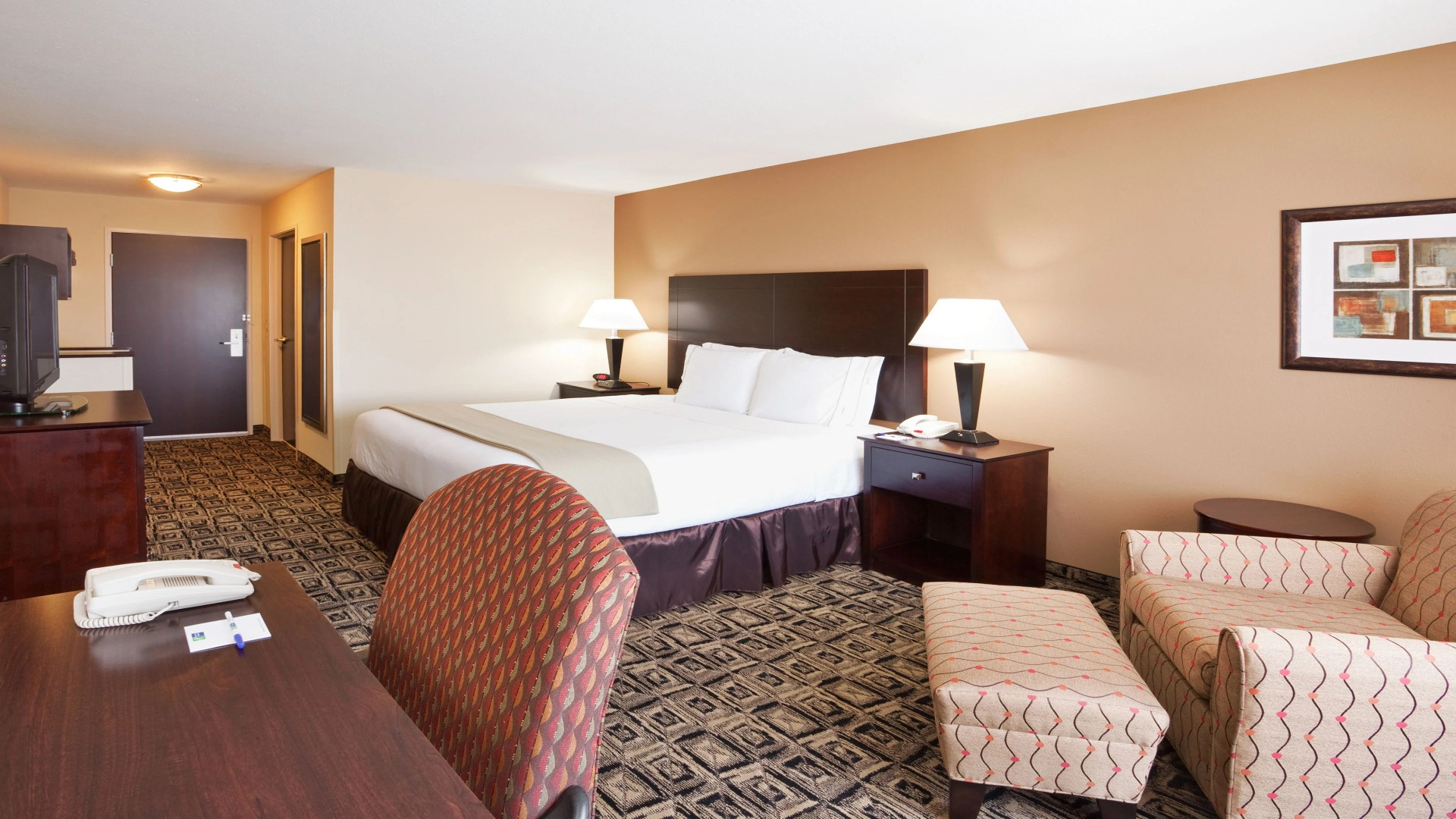 HOLIDAY INN EXPRESS & SUITES ZANESVILLE NORTH by IHG