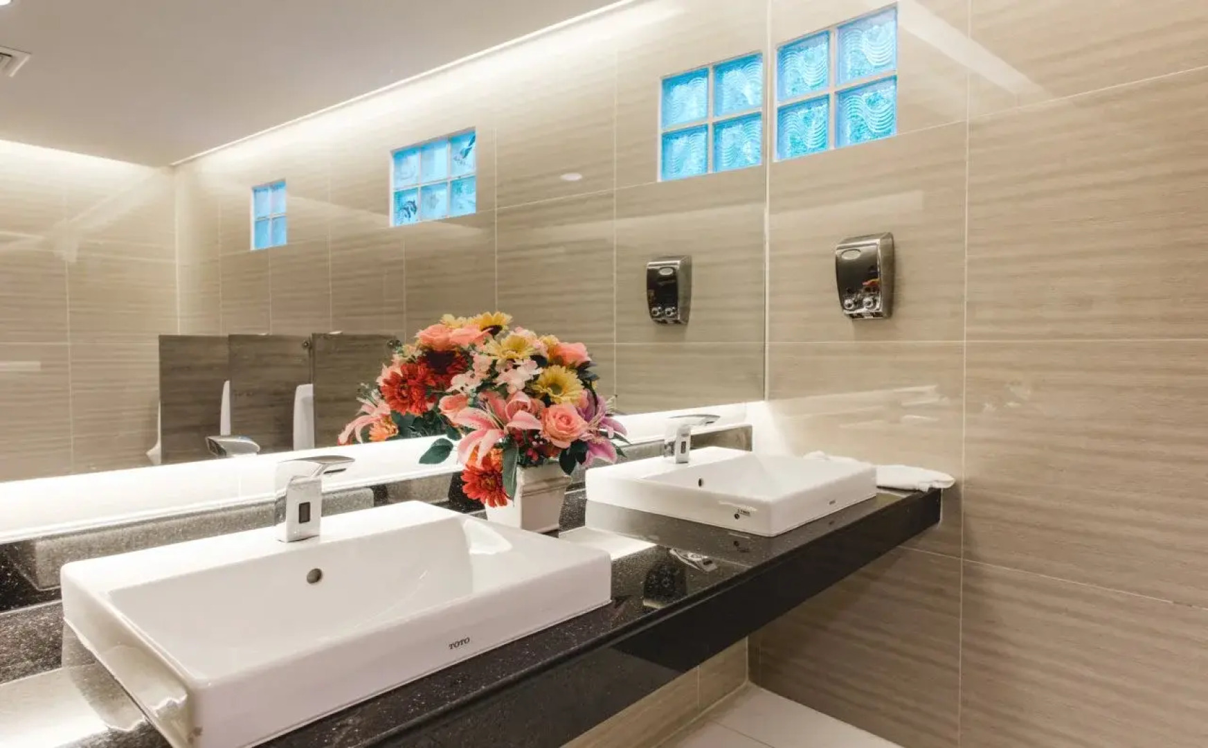 Convenient Park Bangkok Hotel