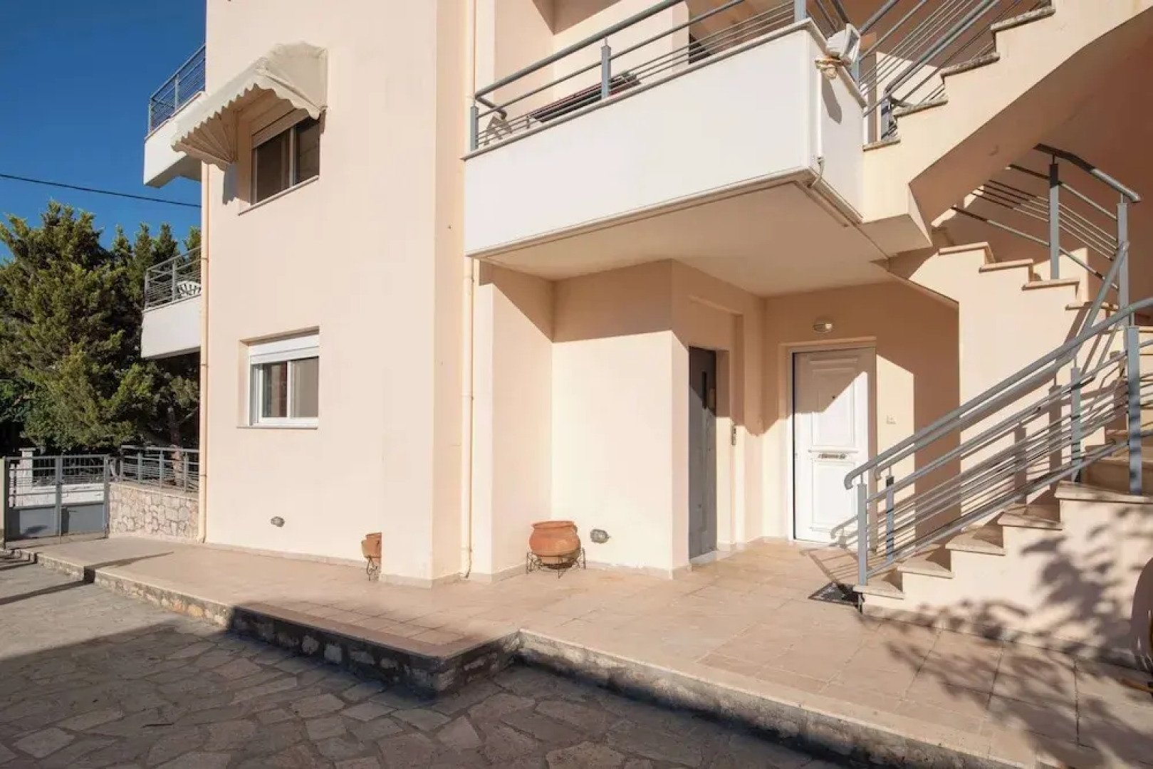 Seaside Retreat in Diminio