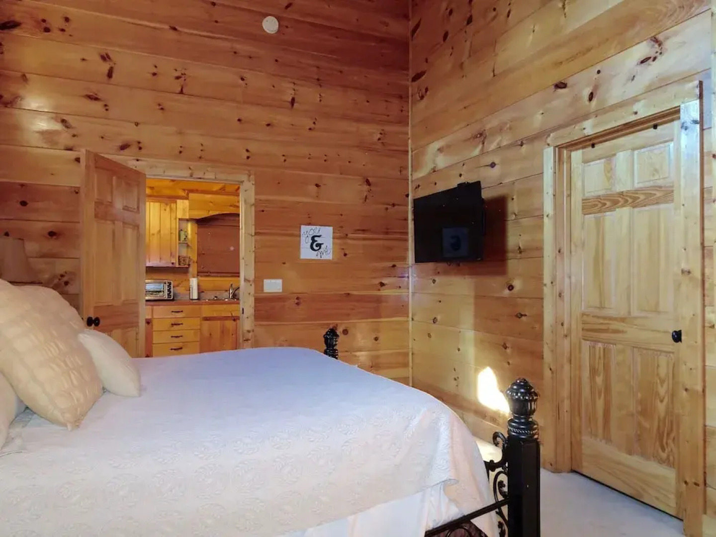 Skinny Dippin - One Bedroom Cabin