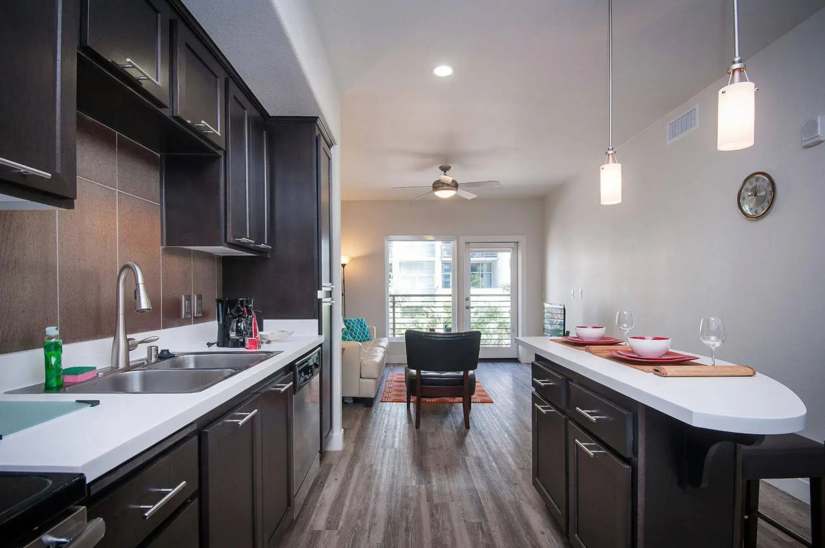 Sunshine Suites at East Village