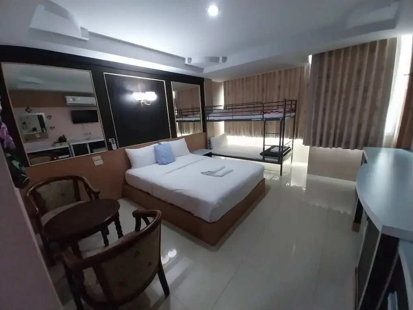 Tuscany hotel by skypark