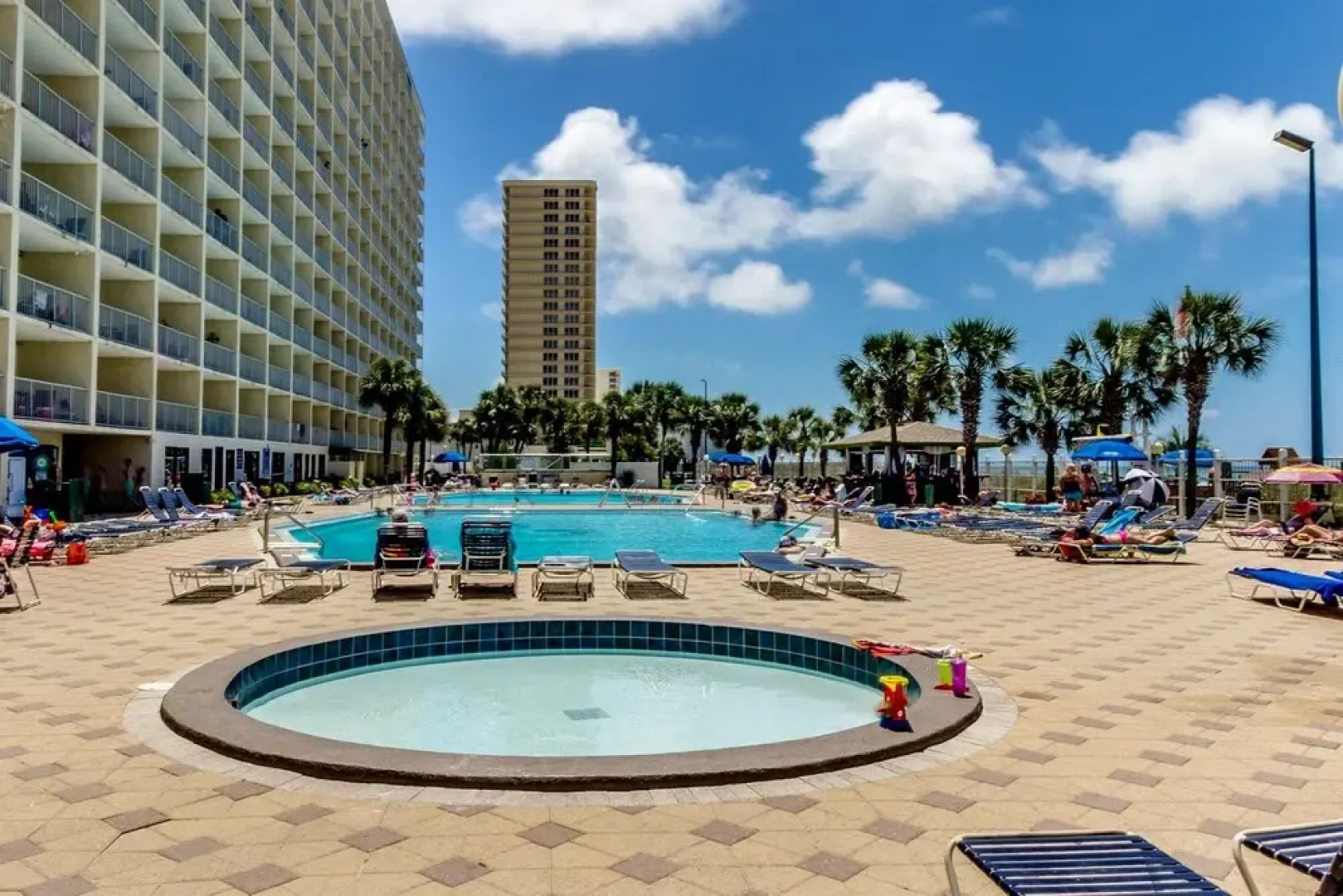 The Summit by Forehand Rentals