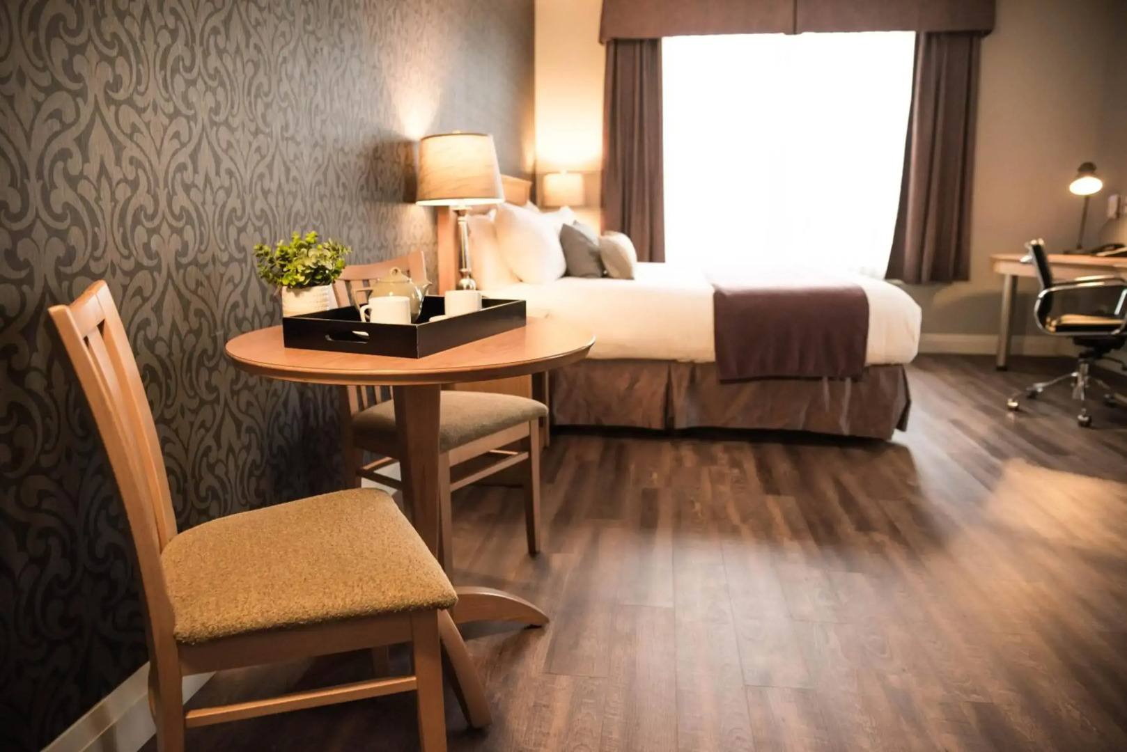 Cambridge Hotel and Conference Centre