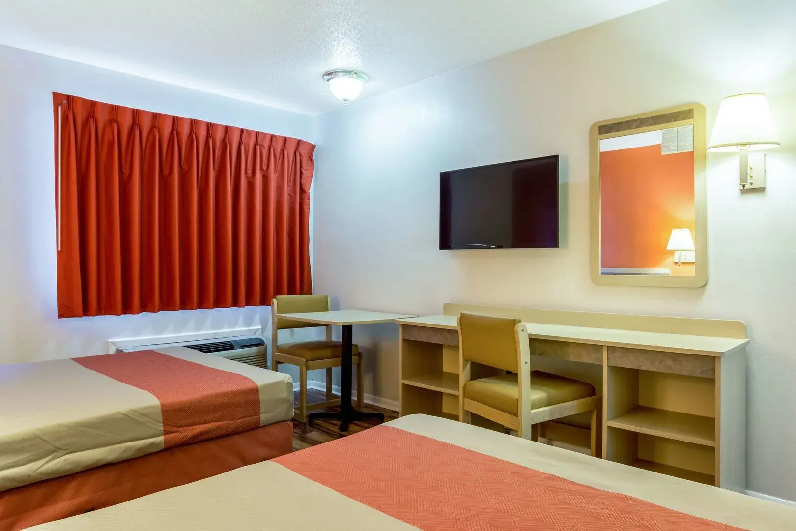 Motel 6 East Ridge #4423