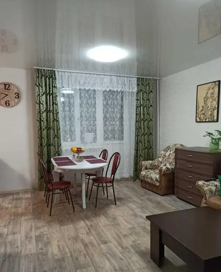 Апартаменты на улице Димитрова 4