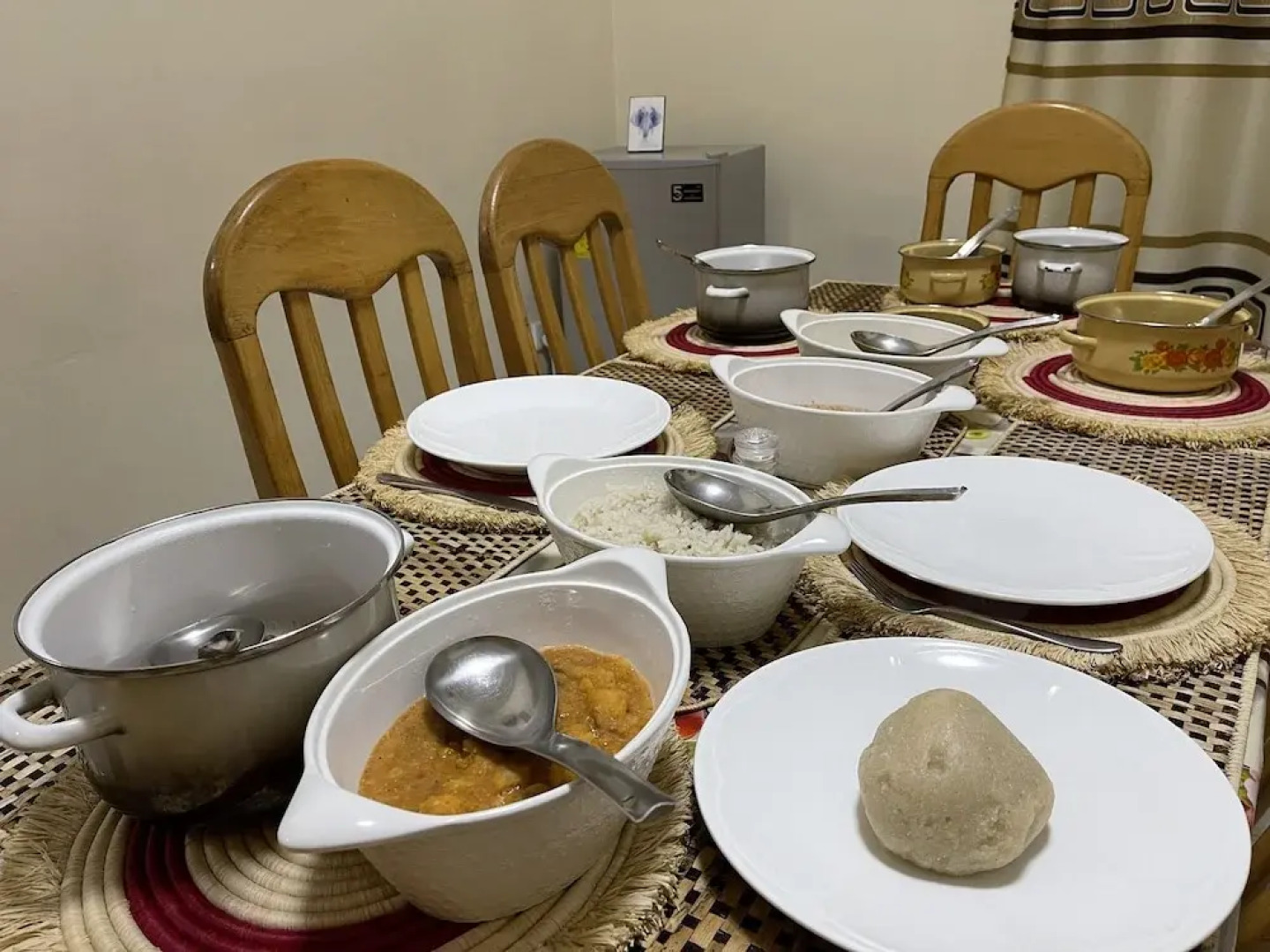 Red Rocks Rwanda Guesthouse & Campsite