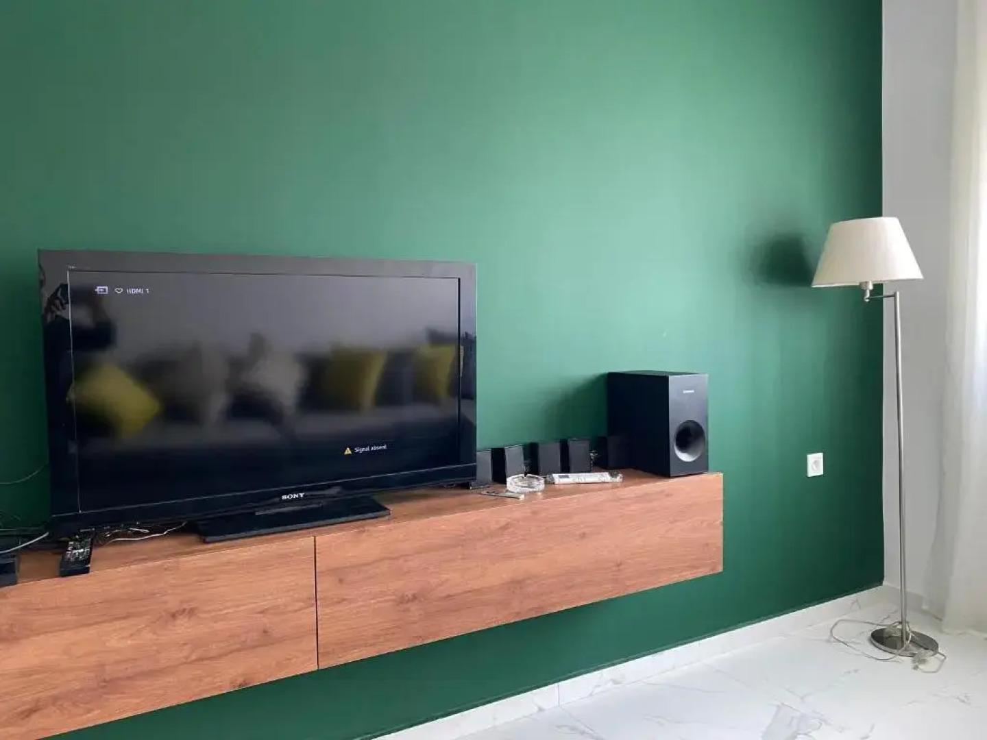 Lovely 4-Bedroom Condo with Pool