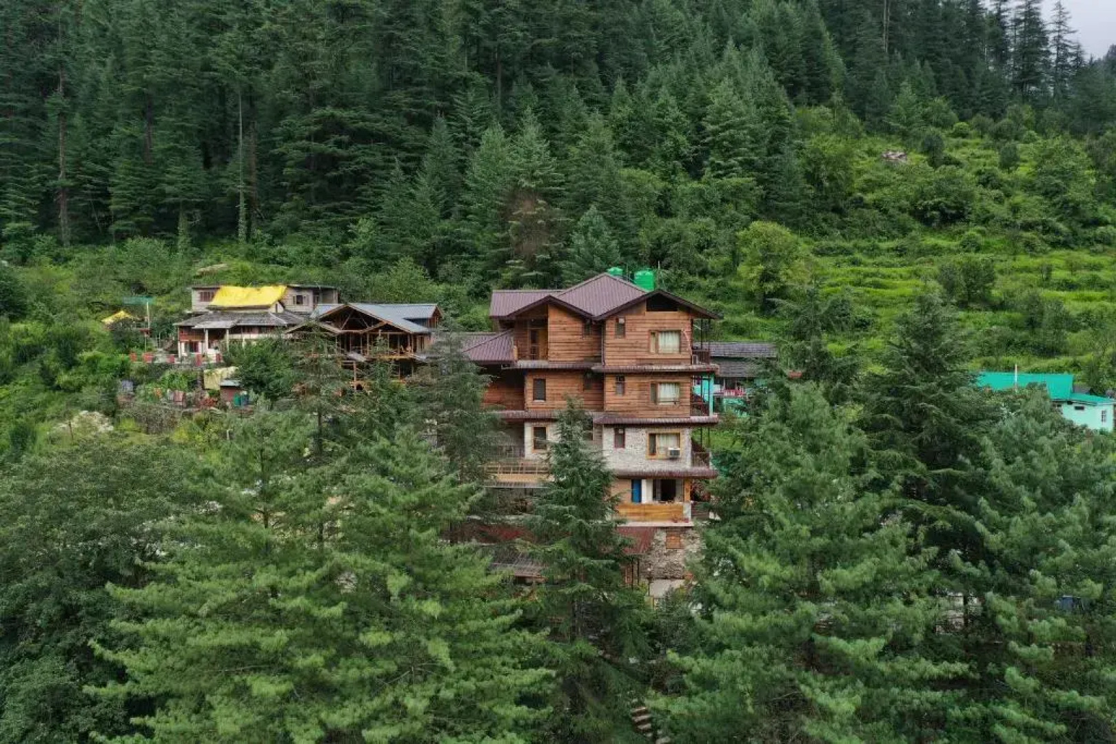 The Woodward Two By Oyo Room