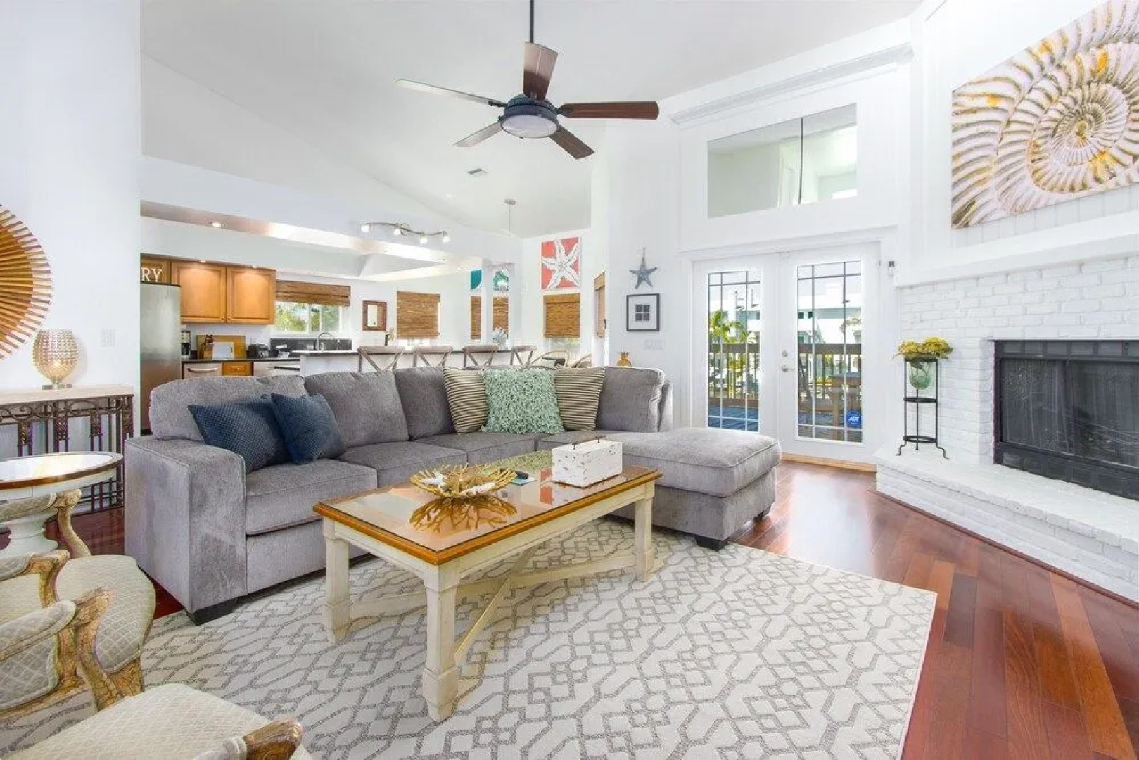 On The Rocks 6 Bedroom Home by Redawning