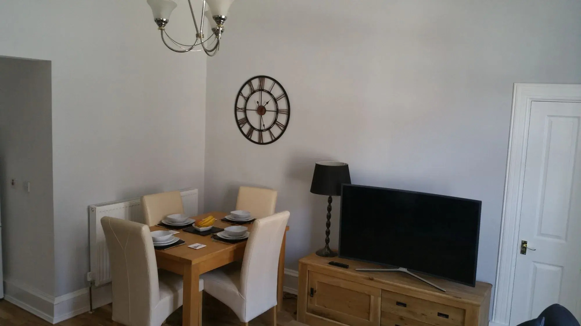 Portum -John St Apartment