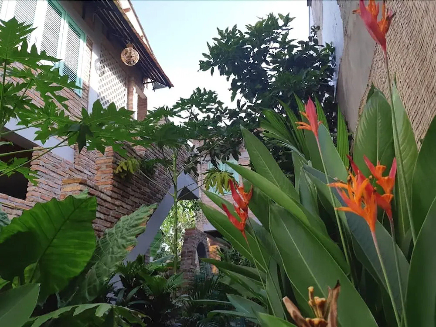 Nam Thi Holiday Home