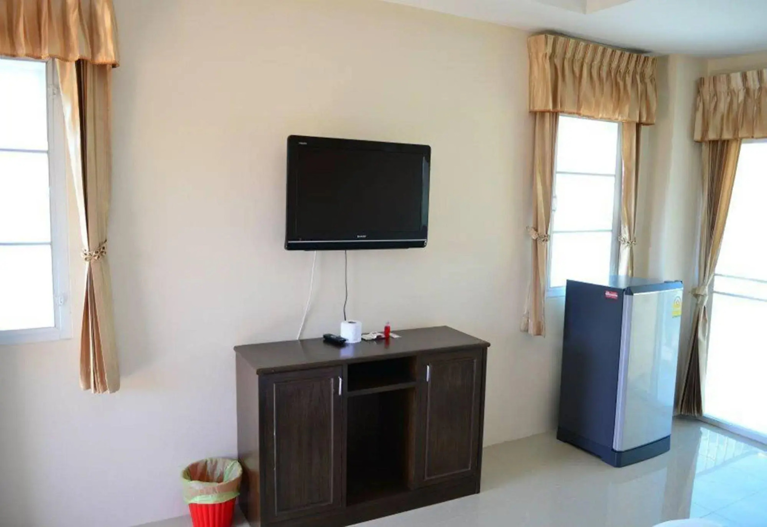 Phrom Phring Place Service Apartment
