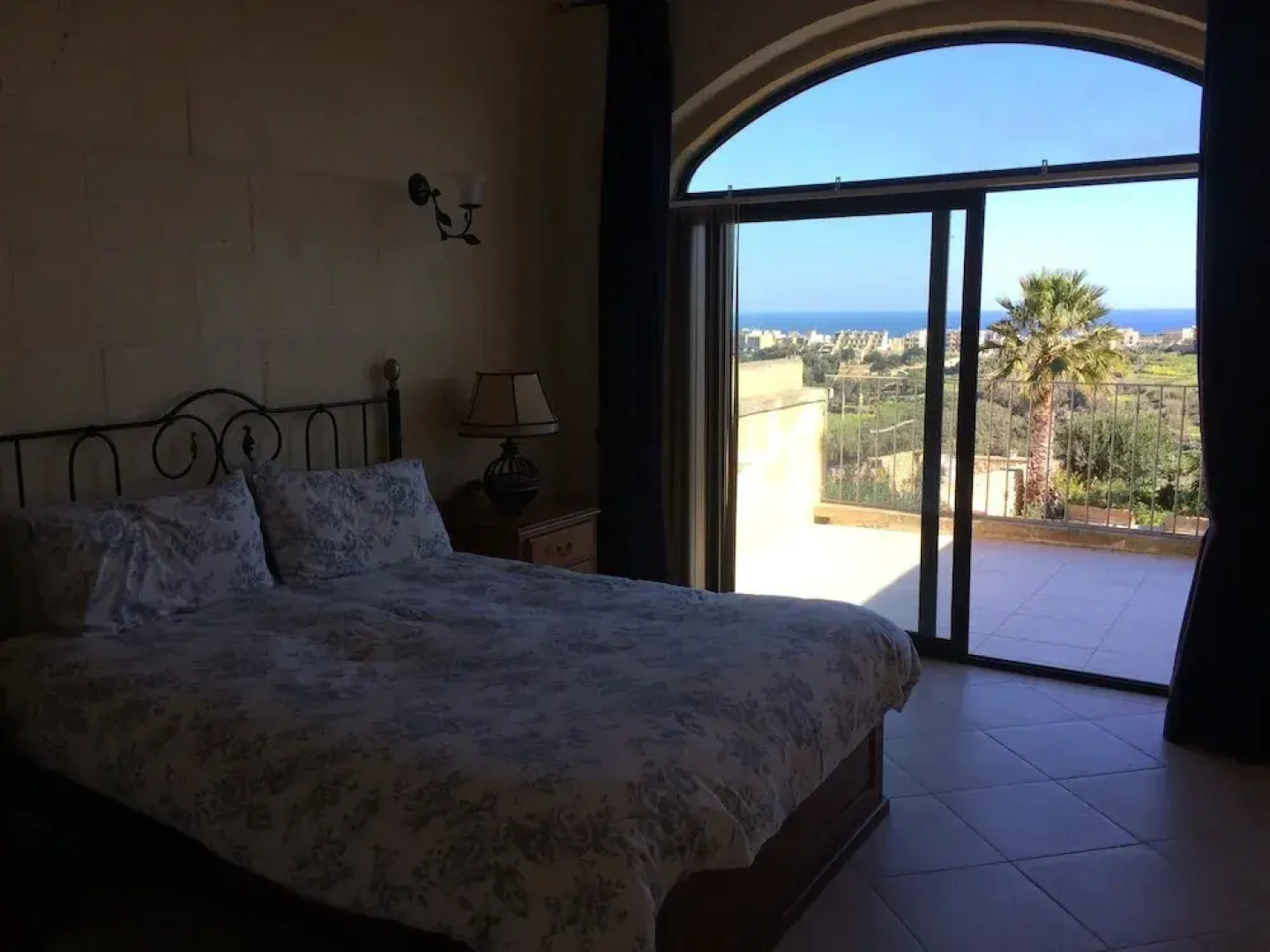 Ellie Boo Bed & Breakfast