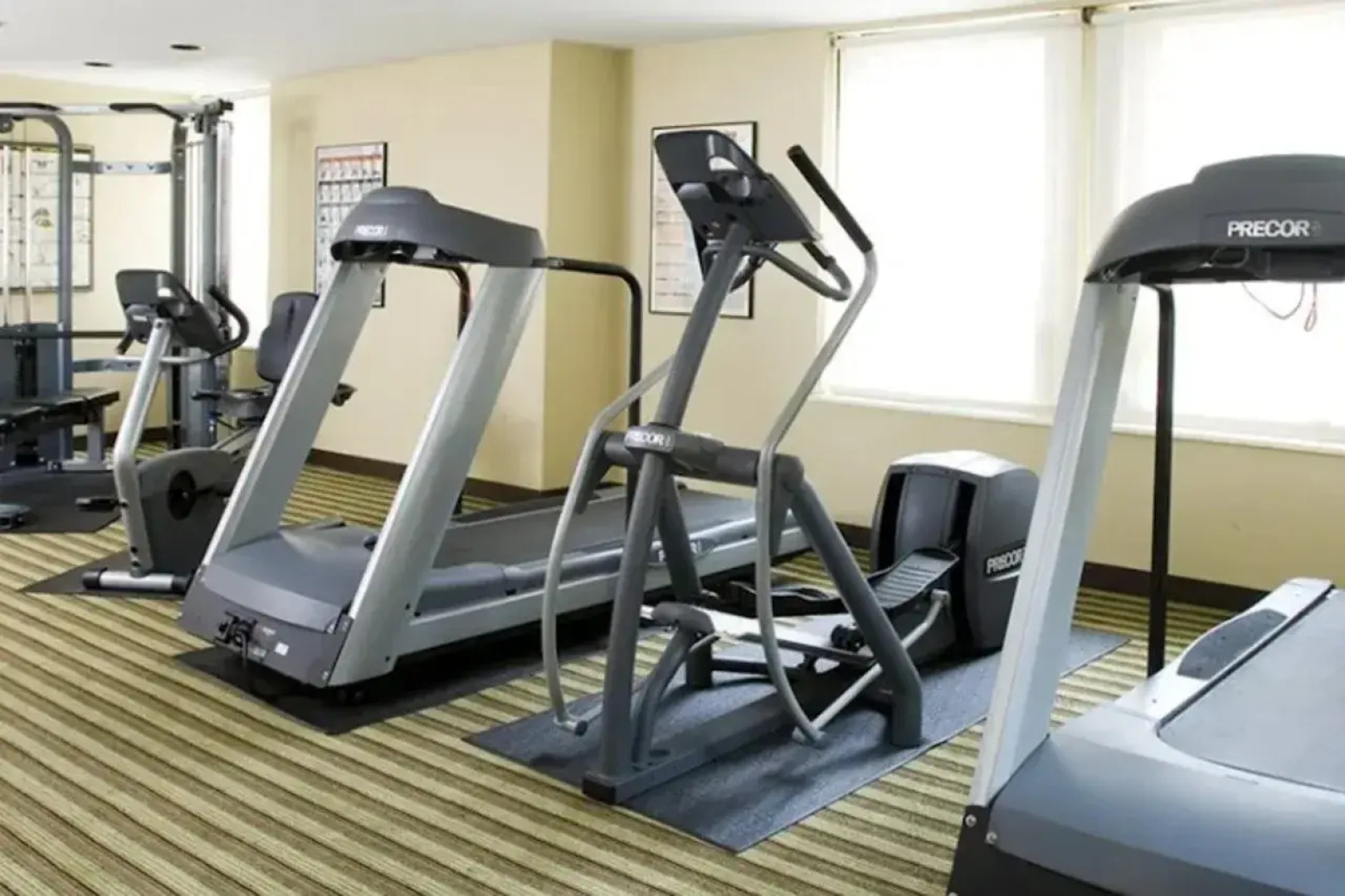 Hotel Saint Clair- Magnificent Mile