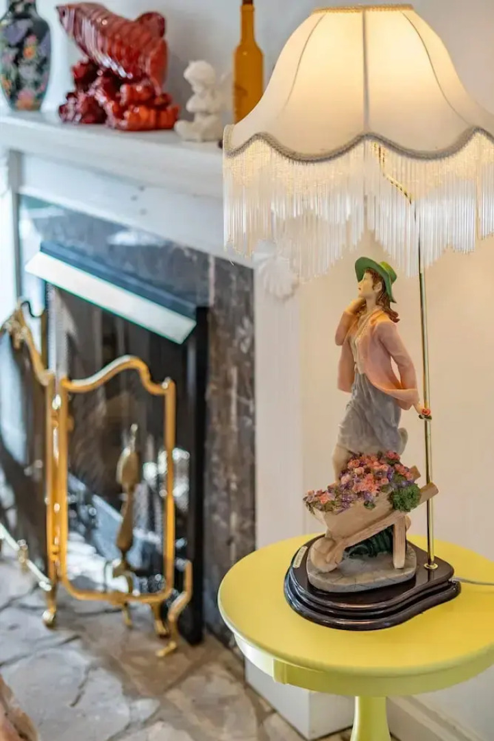 Serene Retreat With Modern Comforts in San Gabriel