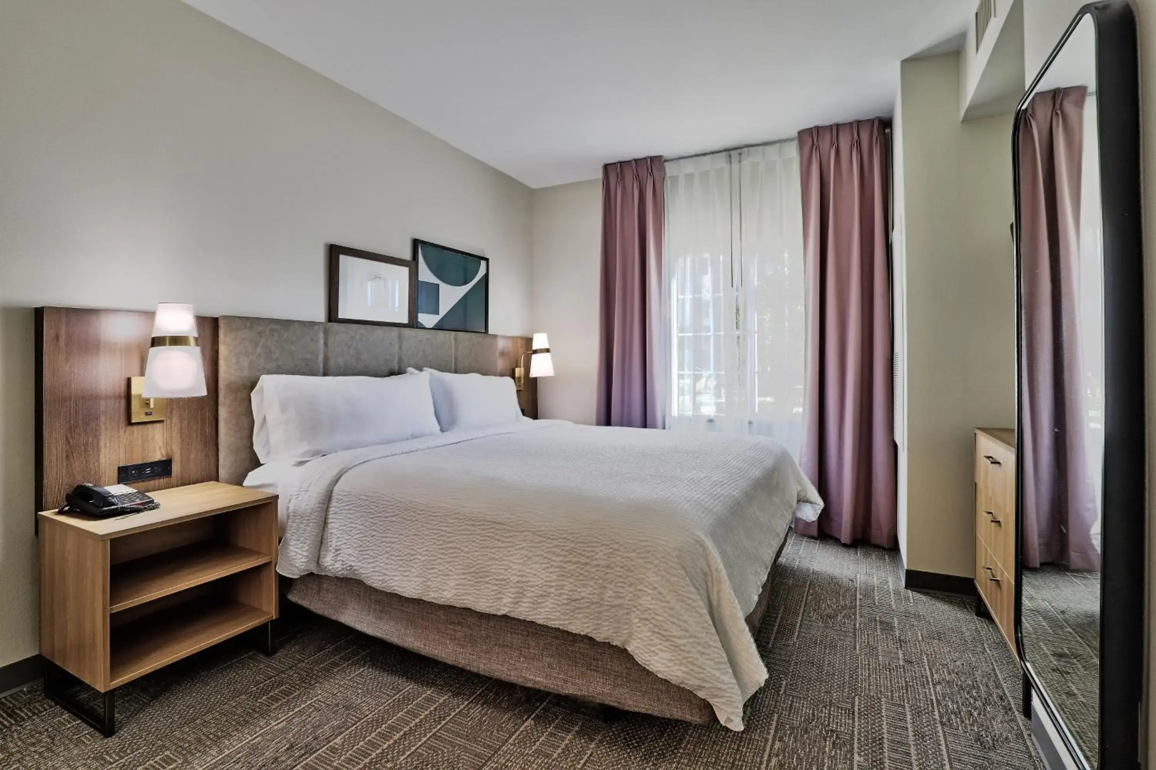 Staybridge Suites Albuquerque - Airport by IHG